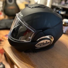 バイクのヘルメット。フルフェイス、カスタムメットの画像