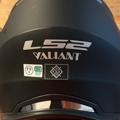 バイクのヘルメット。フルフェイス、カスタムメットの画像