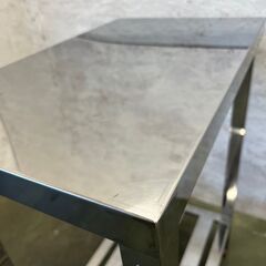 ステンレス製 作業台 厨房 業務用 店舗用品 厨房機器 美品 W370×D600×H800 Y0444の画像