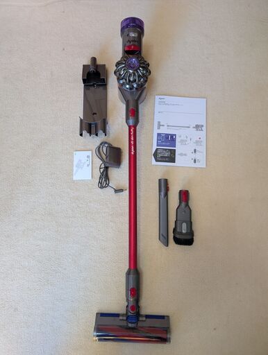 Dyson v8 slim fluffy　（バッテリー交換が必要）