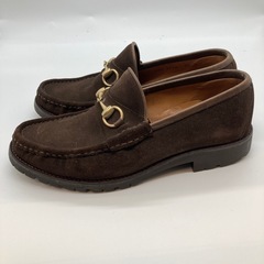 GUCCI(グッチ)ブラウン スエード ローファーの画像