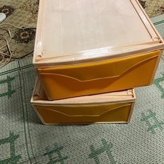 プラケース