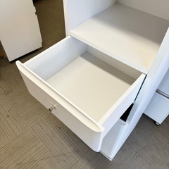 【超美品‼️】便利♪ 40cm幅スリムランドリーラック キャビネット オープンラック 隙間収納家具 鏡面仕上げホワイト♪