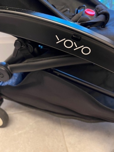 ベビーカー　yoyo オールブラック