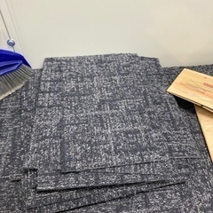 タイルカーペット　中古　の画像