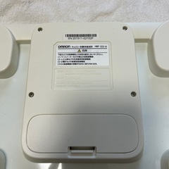 OMRON 体重計 体組成計 HBF-223-G 緑　オムロンの画像