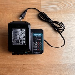 マキタ　ブロワー一式　充電器付きの画像