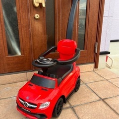 本日最終！！ベンツ押し手付き子供用車🚗の画像