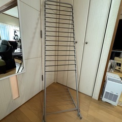 【あげます無料】薄型ラック／ズボン、スラック掛けの画像