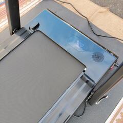 美品!　ルームランナー　ランニングマシン　折りたたみ式　Bluetooth内蔵の画像