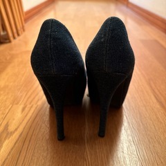 Sサイズ　ジーンズ系ピンヒールパンプスの画像