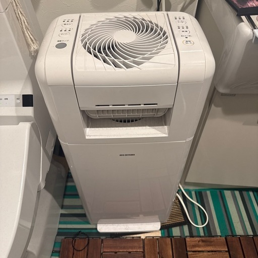 　アイリスオーヤマ　衣類乾燥機　除湿機
