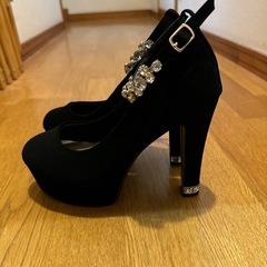 38サイズ　結婚式　オシャレなヒールパンプスの画像