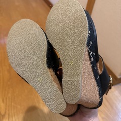 Mサイズ 厚底サンダルの画像