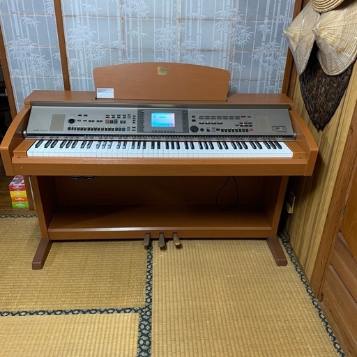 電子ピアノ　88鍵盤　YAMAHA Clavinova cvp-303c