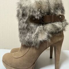 GINZA DIANA　ダイアナ　靴　ショートブーツ　ハイヒール　23.5cm〜24cmの画像