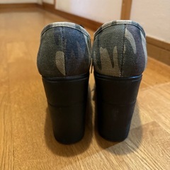 Lサイズ　迷彩柄　厚底ブーツの画像