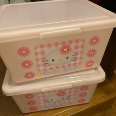 ハローキティ　サンリオ　収納