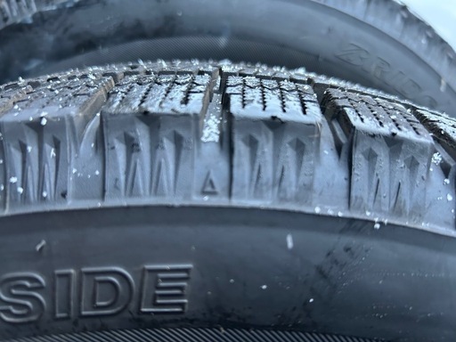 スタッドレスタイヤセット、BLIZZAK VRX2 195/65R15