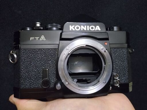 希少なブラック　優良品　KONICA 　FTA 　露出メーター作動している。