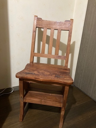 アンティークチェア　飾り棚