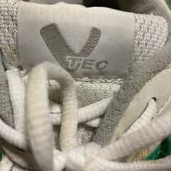 VEC 体育館シューズ 女子 上履き 運動靴     24.0の画像
