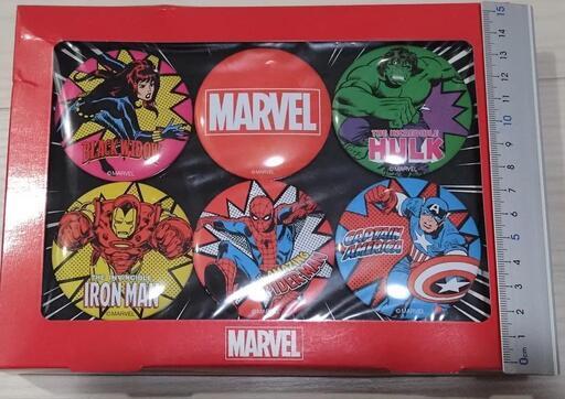 MARVEL　マーベル　缶バッジ　新品