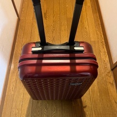 スーツケースの画像