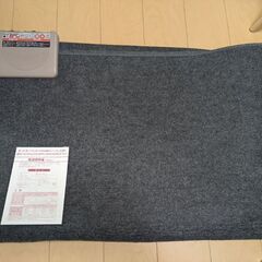 （引き渡し決定）【美品】ホットカーペット（6時間自動切タイマー付き）