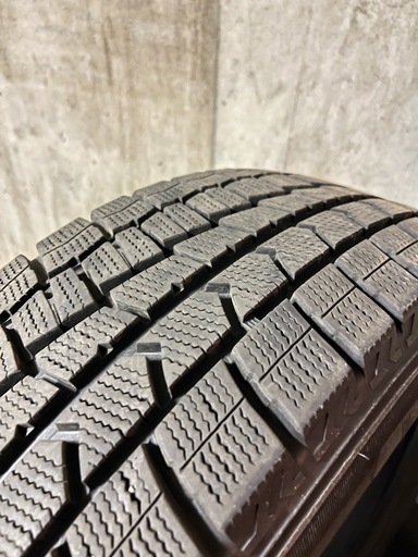 ダンロップ スタッドレス ウインターマックス02 215/60R17
