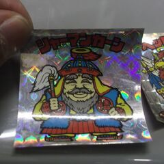 ビックリマンシール　シャーマンカーン1枚　ヘッドロココ1枚　状態よくないです。の画像