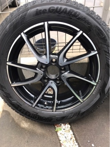 メルセデスベンツ GLA 純正ホイール、スタッドレスタイヤセット