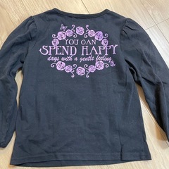 110サイズ　黒色ロンT 女の子プリントの画像