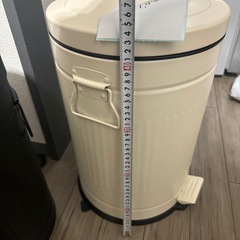 応募中止）ゴミ箱の画像