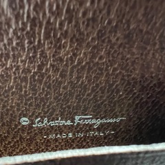 Ferragamo ブラウン レザー 折り財布の画像