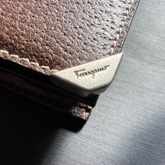 Ferragamo ブラウン レザー 折り財布の画像
