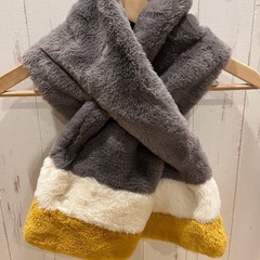 【美品】センスオブプレイス　ファー　マフラー