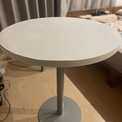 韓国風　カフェテーブル