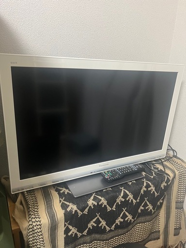 テレビ32インチ