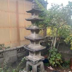 五重塔みたいな石