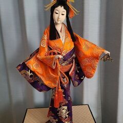 日本人形