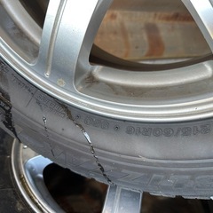 215 /  60 R16の画像