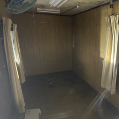 プレハブの画像