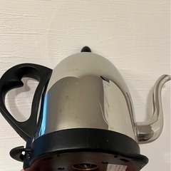 値下げ受け付けます。大石アンドアソシエイツ ラッセルホブス 電気ケトル　0.8の画像