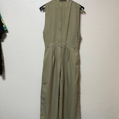 ZOZO パールボタンＶネックオールインワンの画像