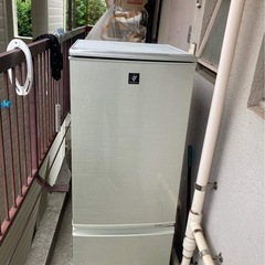 冷蔵庫　Ion 167L