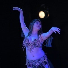 舞台やレストランで自信を持って踊れる様になる!ベリーダンススクール