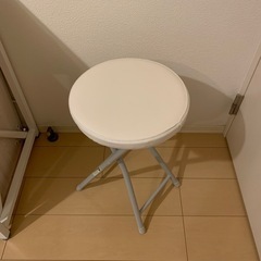 折りたたみスツール ニトリ ほぼ未使用の画像