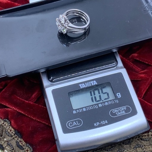 プラチナ　ダイヤリング　10.5g 約11号　pt900 トータル1.09ct