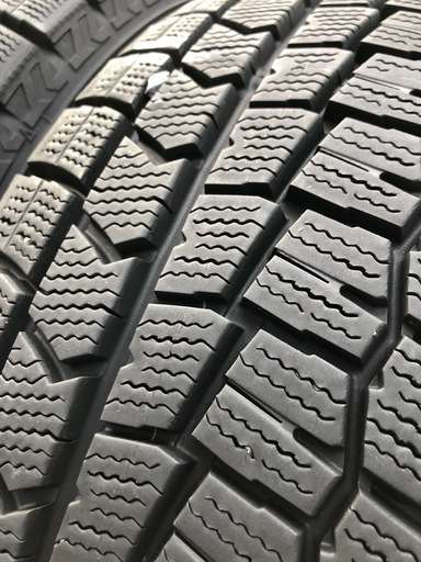 195/65R15【ダンロップ2021年製造】スタッドレスタイヤ